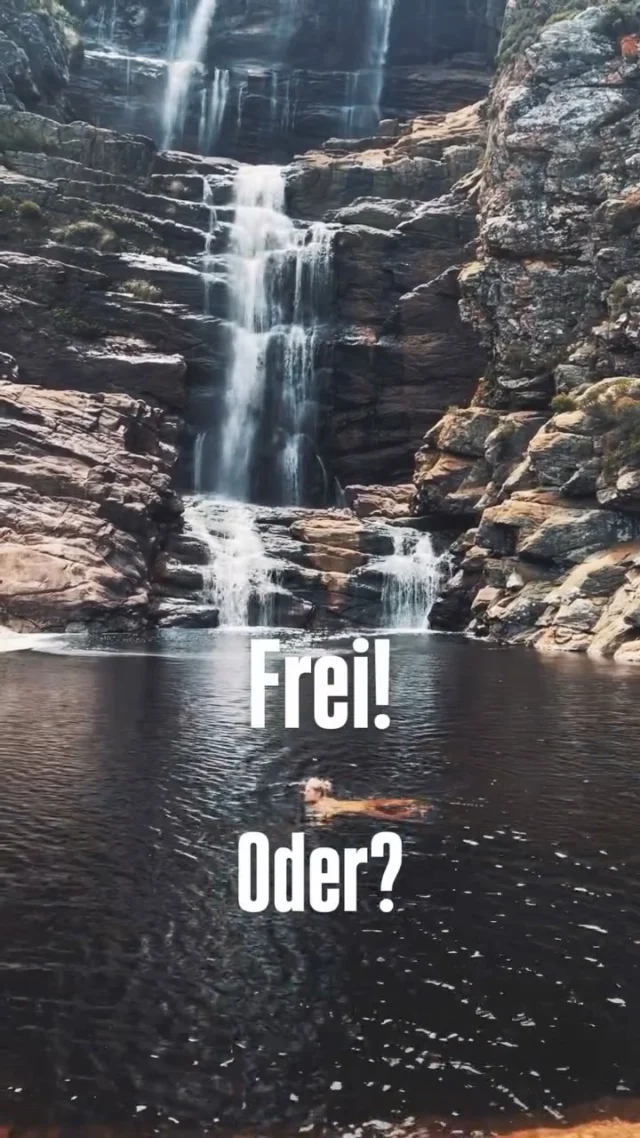 Frei sein.
Einfach, weil ma’s können.

Und weil’s ned überall so ist…

Man vergisst des manchmal.

🎶 Freier Mensch

#frei #wirsinddankbar #titelsong #reiwas #neuesalbum