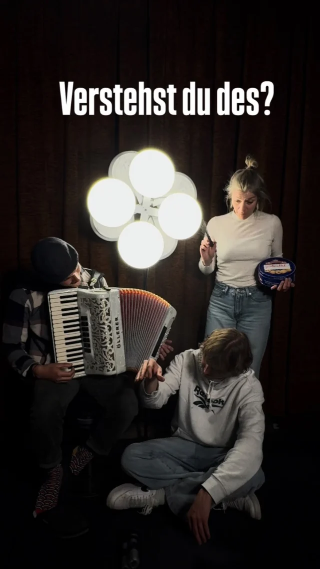 Verstehst du alles?
Oder nur a bissl?

#Bayerisch #dialekt #mundart #akustik #heimatgefühl