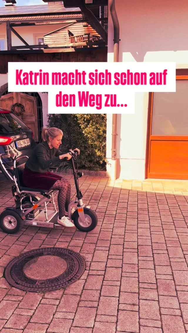 REIWAS Live auf Tour 10.04.26 in Neurandsberg. Ein Abend zum Durchatmen, Zuhören… und wer weiß, vielleicht fühlt man sich danach noch a Spur freier, als wir schon sind... 
FREIER MENSCH TOUR

#mundartfolk #bayrischerwald #freiermensch #bayern