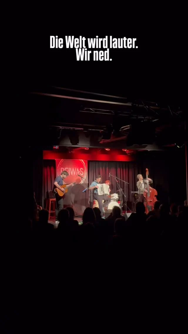 🎶 Zu zweit allein…
… für die Momente, in denen leise völlig reicht…
#instrumentalalbum #reiwas #mundartfolk #neuesalbum #leisetöne