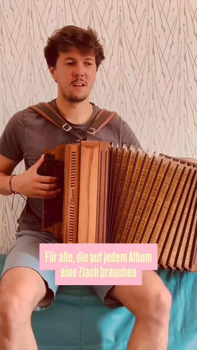 🪗 Manche Melodien brauchen einfach den Klang der Ziach. ❤️
Deshalb haben wir auf unserem neuen Album bei ein paar Titeln ganz bewusst zur Steirischen gegriffen. Für uns hat sie einfach ihren ganz eigenen Charakter.
Freut ihr euch auch jedes Mal, wenn die Ziach zu hören ist? 👇
#ziach #steirische #neuesalbum #instrumental #mundartfolk