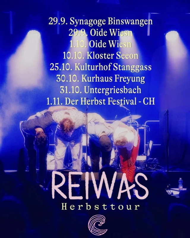 Live ist es eben am schönsten! 💓 
Unsere nächsten Termine - und hoffentlich ihr irgendwo mittendrin!
Bis bald…
@denkmahl_untergriesbach @derherbst_dasfestival  @kulturhof.stanggass_events  @boandlkramerei_oide_wiesn 
#herbsttour #gemeinsam #livemusik #freiermensch #musikausbayern